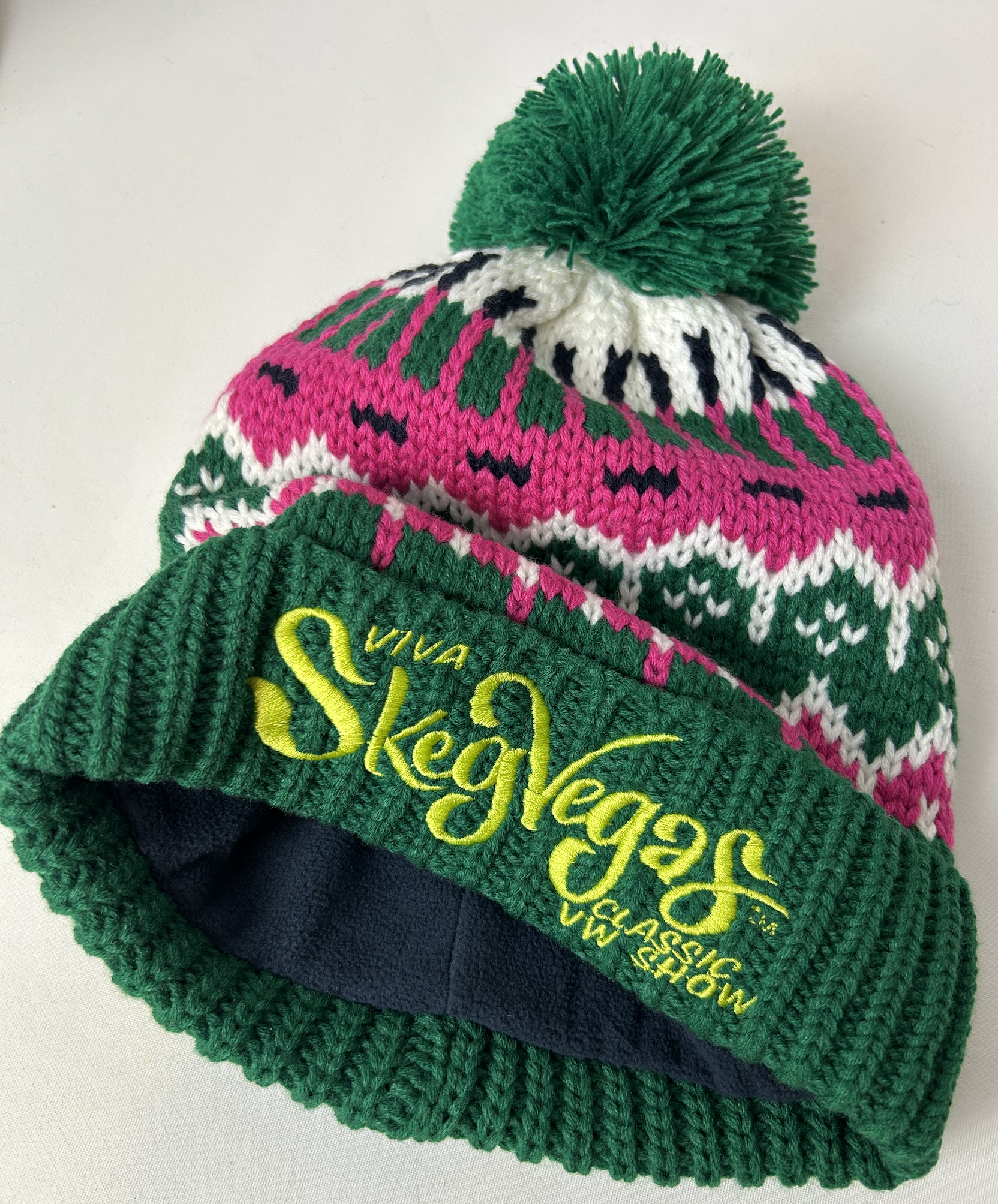 OFFICIAL Retro Ski Bobble Alpine Lodge