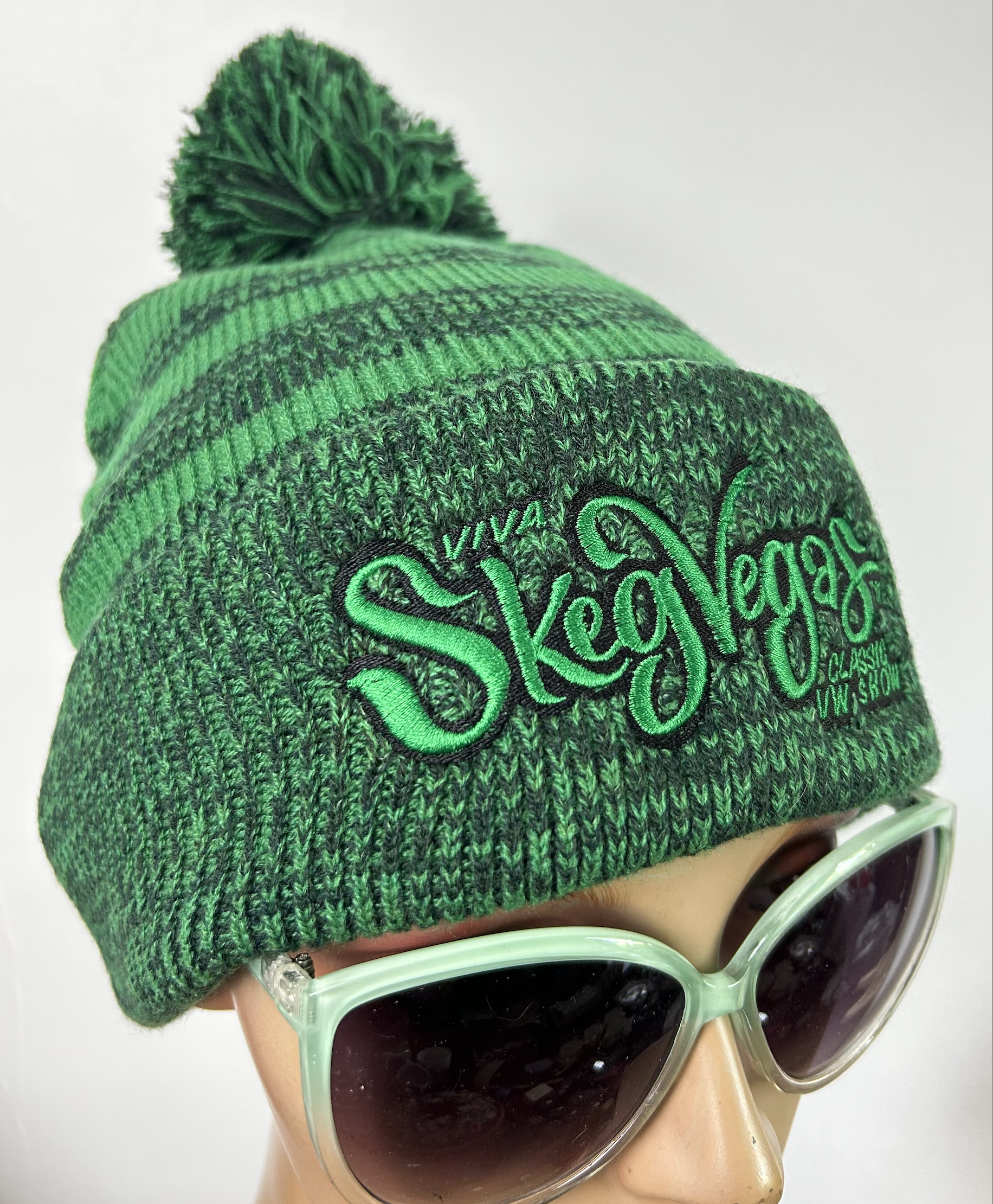 NEW Deluxe bobble. Green / Green
